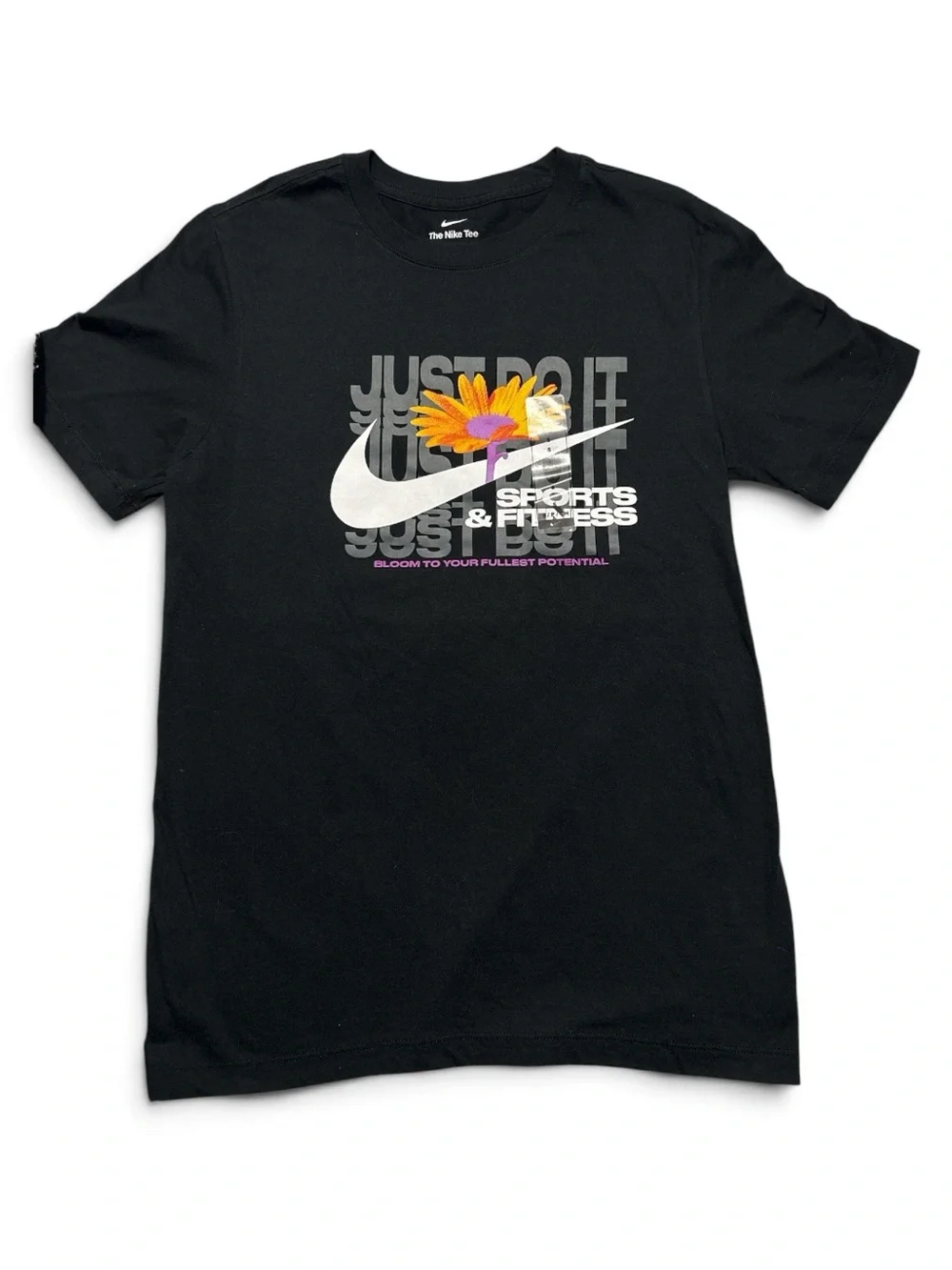 NIKE Mens Sports & Fitness Flower Design Black T Shirt FV8149-010